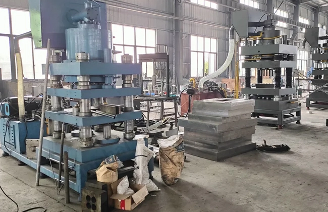 Hydraulic-Tablet-Press-04